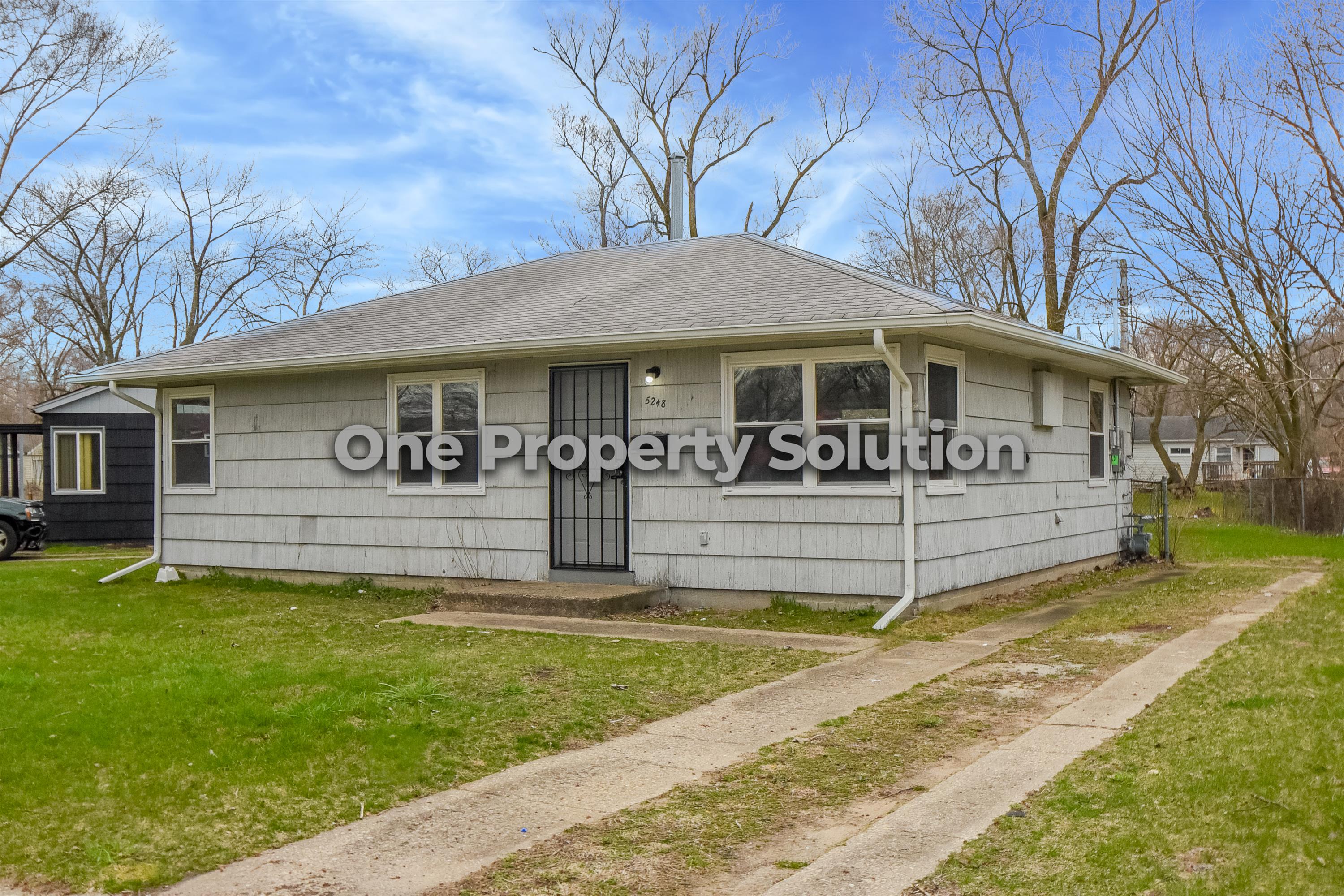 5248 East 11th Place